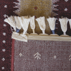 Gulzar Rugs – The Beauty of Lines and Color Harmony