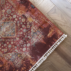 Guzlar Rugs – Vintage Charm in Warm Tones